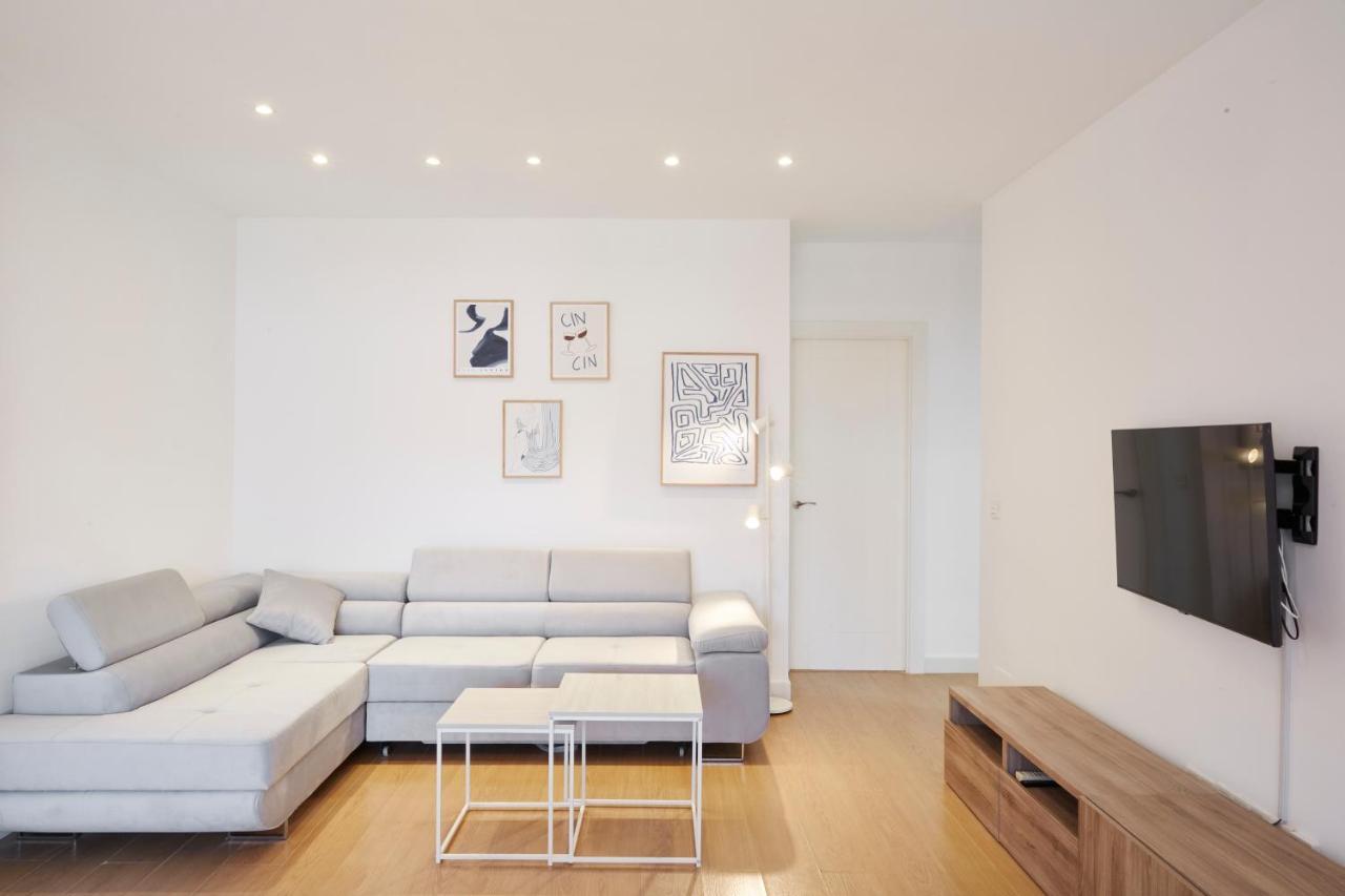 City Center Penthouse With Solarium 2 Minutes From The Beach Fuengirola Exterior photo